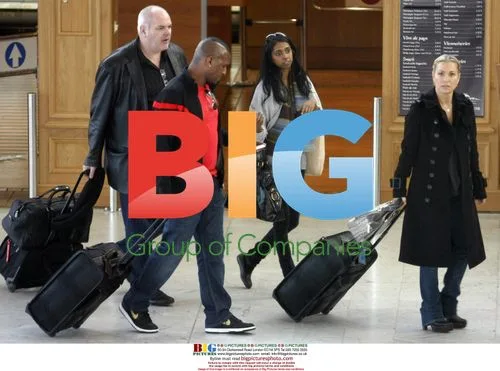 Anastacia at Nice Airport with Husband