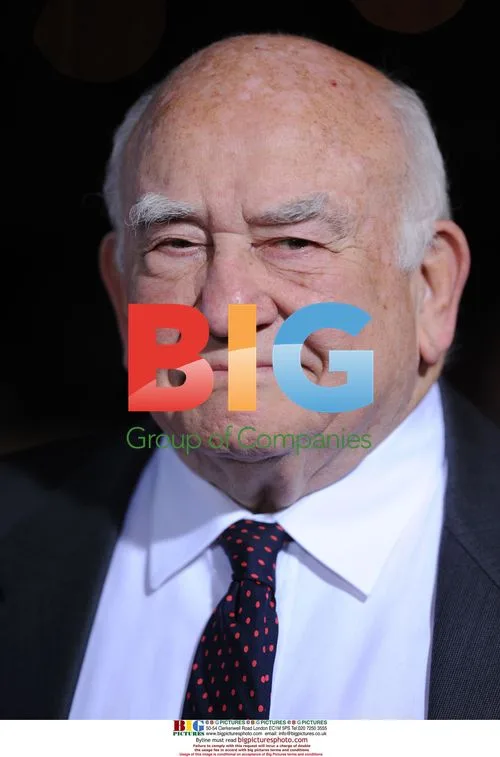 Edward Asner at 'Defiance' Premiere