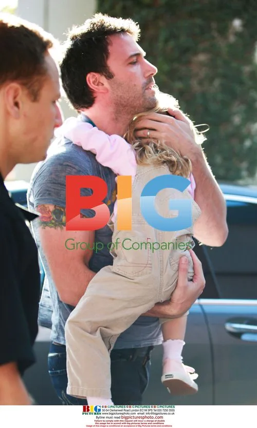 Jennifer Garner and Ben Affleck with daughter Violet