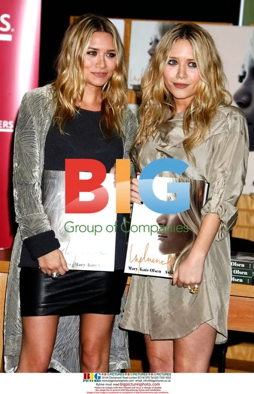 Olsen twins at 'Influence' book signing