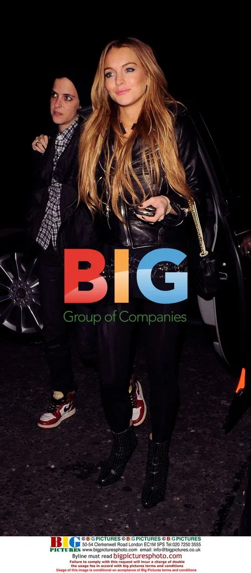Linsday Lohan and Sam Ronson leaving Cafe de Paris
