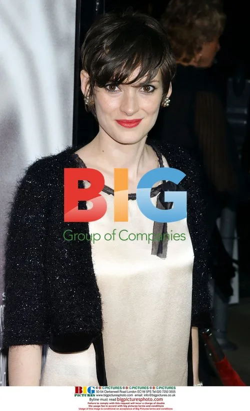 Winona Ryder at 'Milk' Premiere in LA
