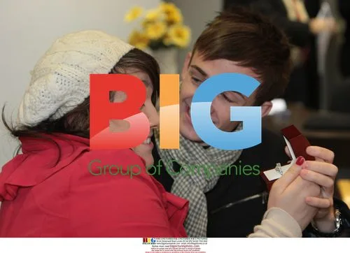 Big Brother 2008 Couple Shop for Engagement Ring