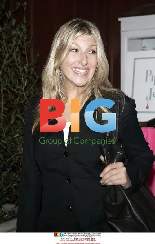 Anna Gunn at Pippi Small Jewelry Store Opening