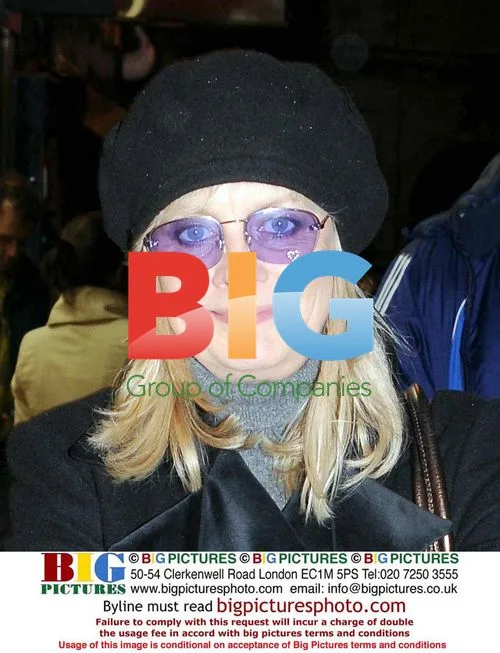 Twiggy spotted in Dublin, Ireland