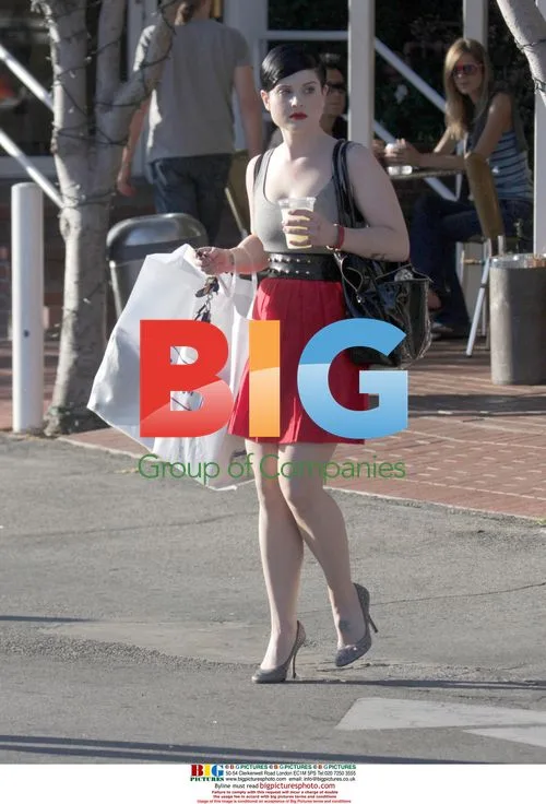 Kelly Osbourne and Friend Leave Fred Segal