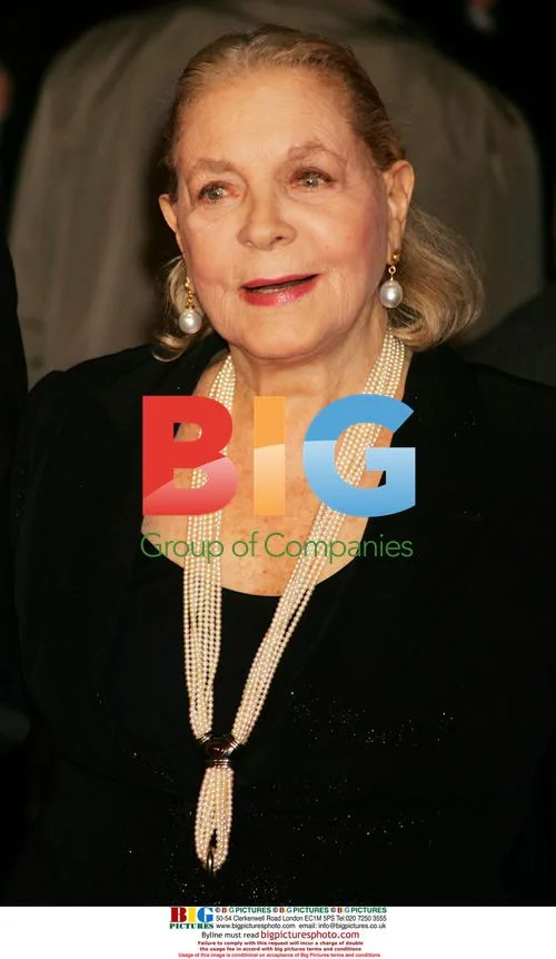 Lauren Bacall at 'Australia' Premiere