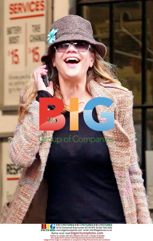 Kristen Johnston Strolls in West Village