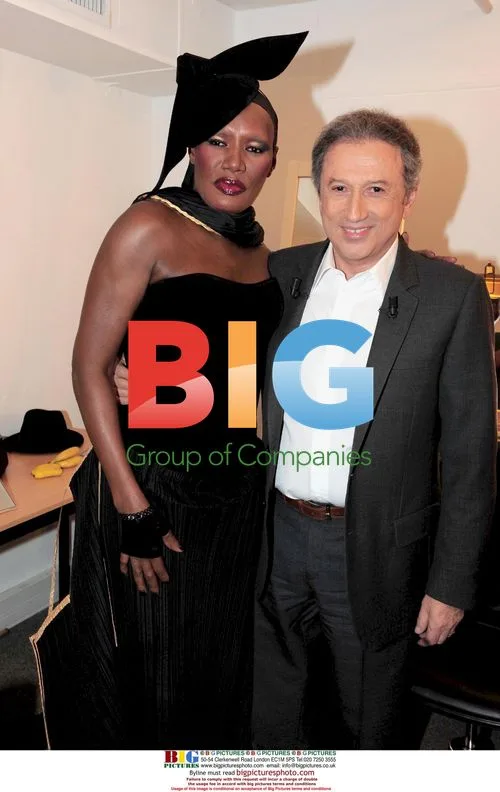 Grace Jones on Vivement Dimanche