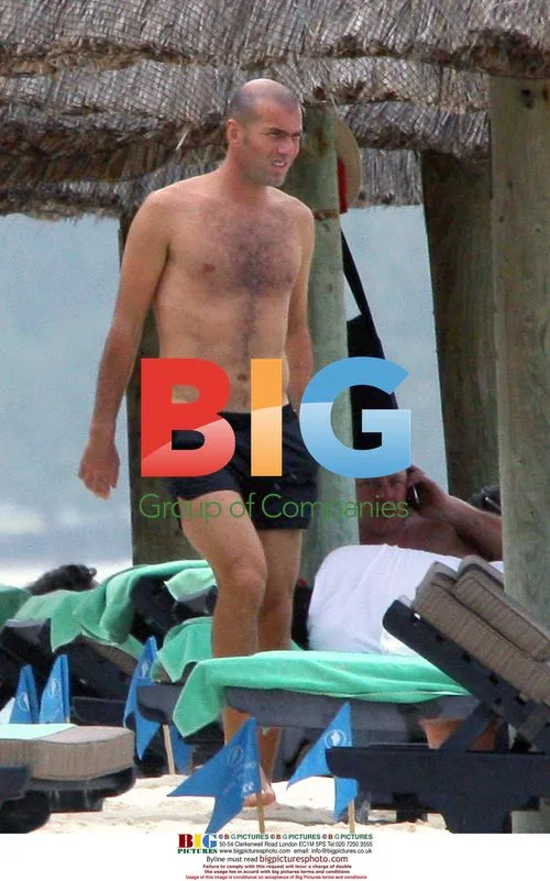 Zinedine Zidane on holiday with wife in Mauritius