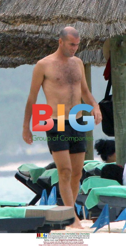 Zinedine Zidane on holiday in Mauritius
