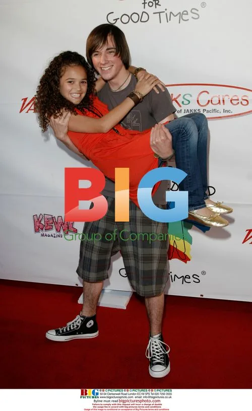 Madison Pettis and Jake Thomas at Carnival