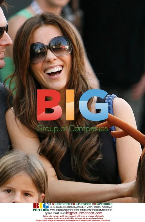 Kate Beckinsale with family in Santa Monica