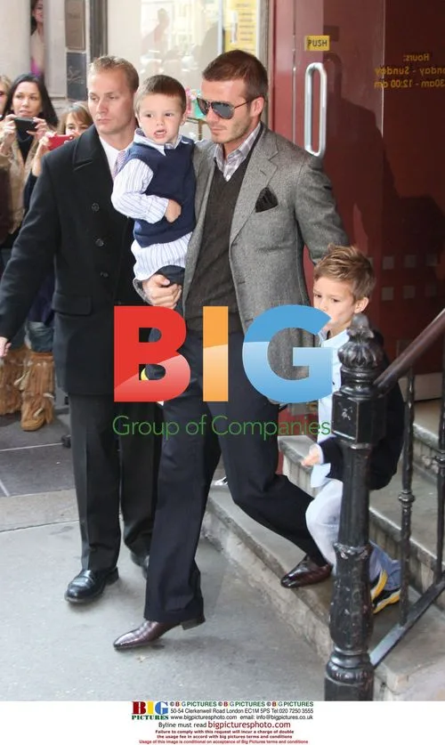 Tom Cruise and Katie Holmes with the Beckhams
