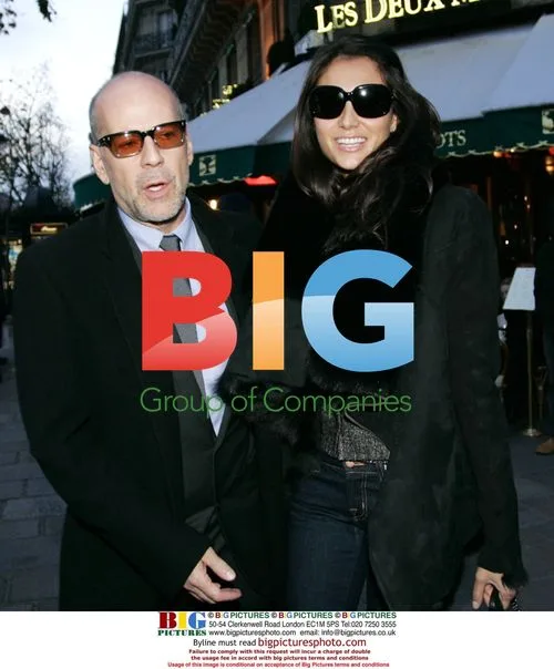 Bruce Willis, Demi Moore, and family in Paris