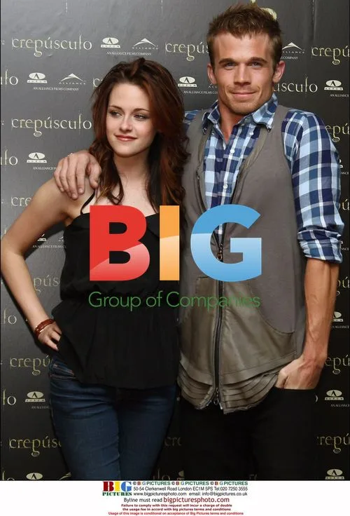 Kristen Stewart and Cam Gigadent at "Twilight" Photocall