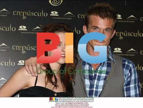 Kristen Stewart & Cam Gigadent at "Twilight" Photocall