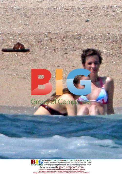 Lindsay Lohan and Samantha Ronson on Beach