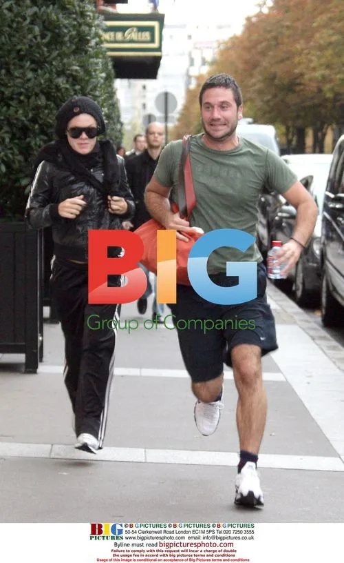 Singer Pink jogging in Paris