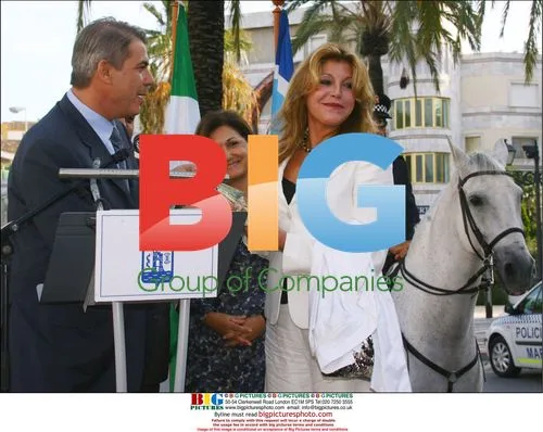Baroness Thyssen inaugurates 'star' in Marbella