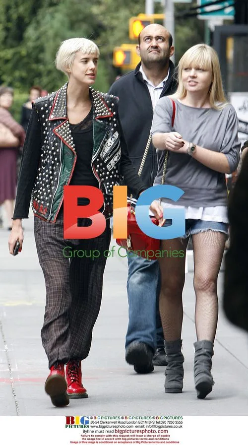 Agyness Deyn out with friends in Soho