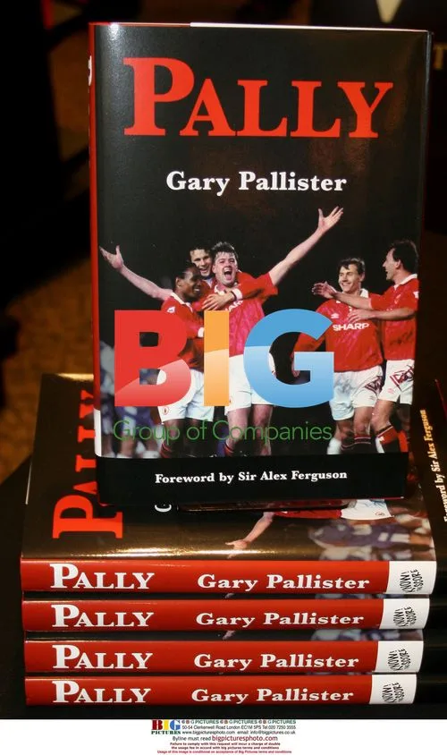 Gary Pallister Book Signing in Manchester