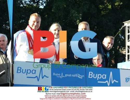 Ex-PM Blair, Olympians Start Great North Run