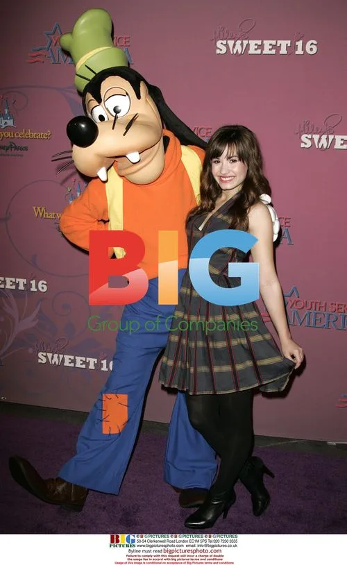 Demi Lovato and Goofy at Miley Cyrus' Sweet 16 Party
