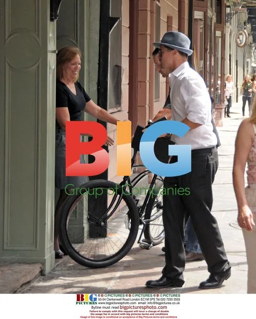 Brad Pitt cycles to meeting in New Orleans