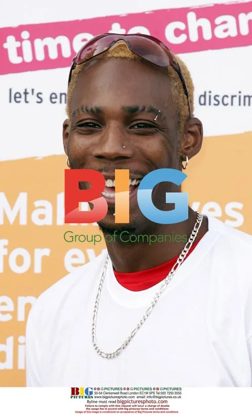 Phillips Idowu Joins Mental Health Walk