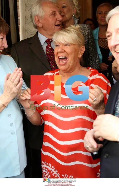 Wendy Richards leaves Chesterfield Hotel as newlywed