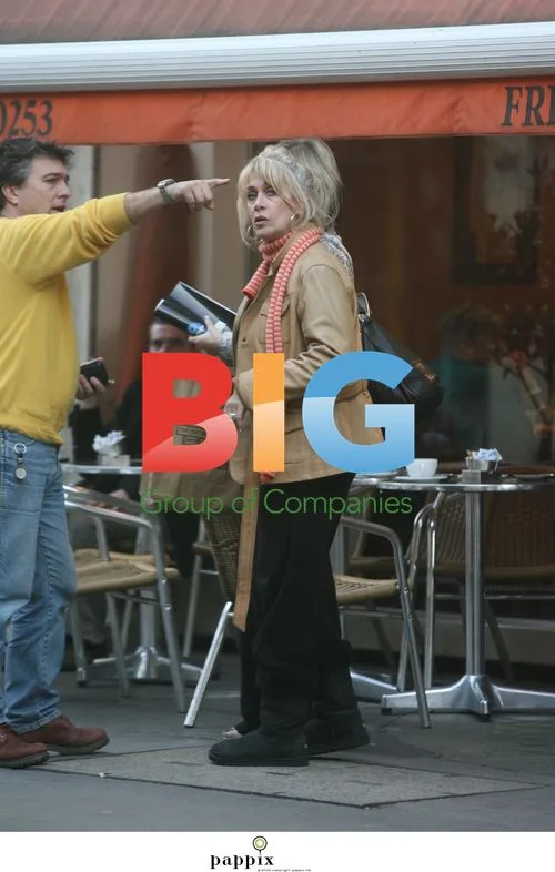 Carole Malone lunches with friend in London