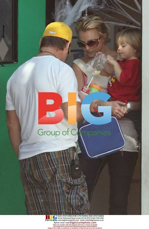 Britney Spears picks up son Jayden James