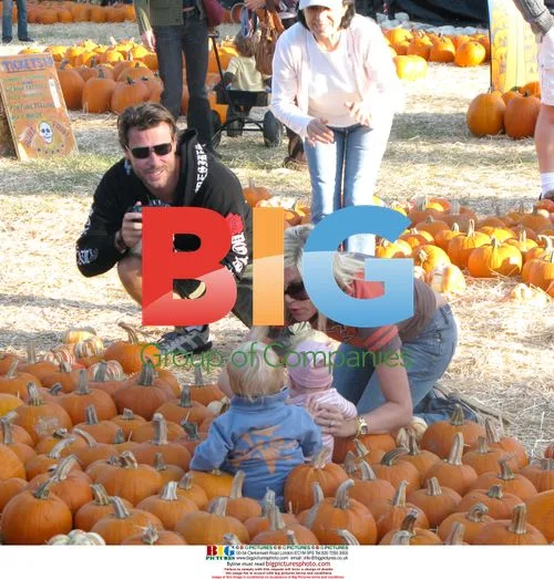 Tori Spelling & Family at Pumpkin Patch