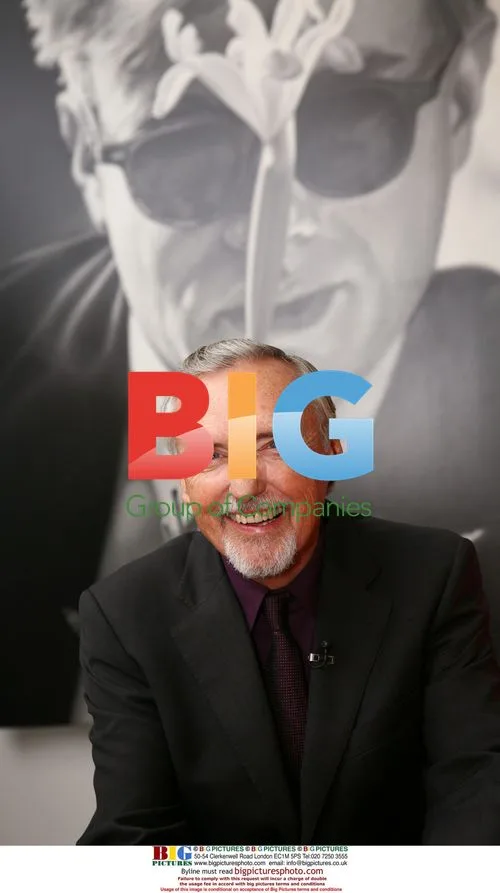 Dennis Hopper Awarded by French Culture Minister