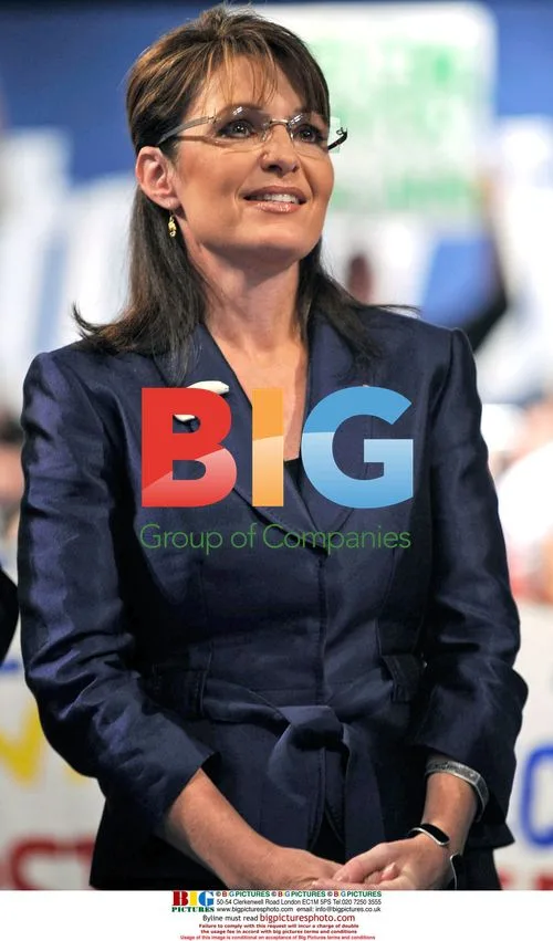 Palin Attends McCain-Palin Rally