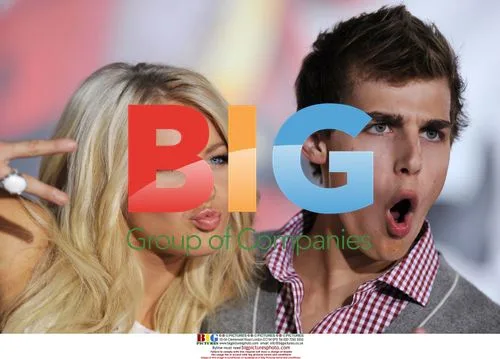 Julianne Hough & Cody Linley at 'High School Musical 3' Premiere