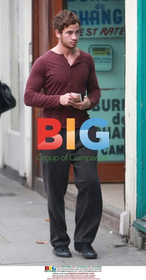 Danny Cipriani Buying Breakfast for Kelly