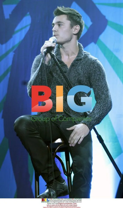 Leon Jackson at The Girl Guides 'Big Gig' 2008