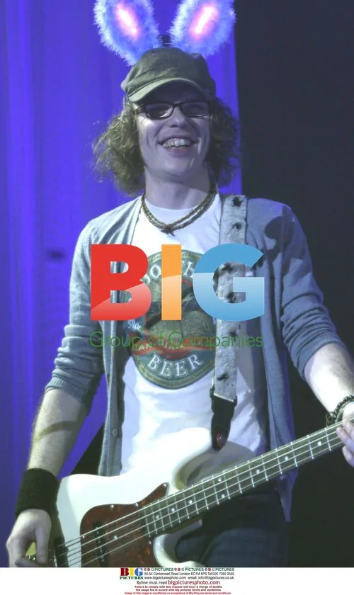 Boy Group Avenue at Girl Guides 'Big Gig' 2008