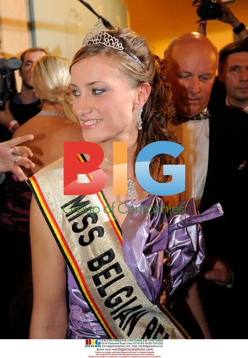 Yoni Mous wins Miss Belgian Beauty 2008