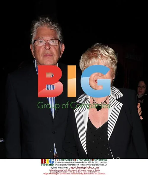Gloria Hunniford and Stephen Way at Specsavers 2008