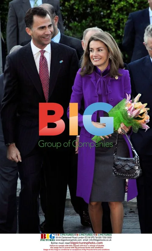 Princess Letizia visits school