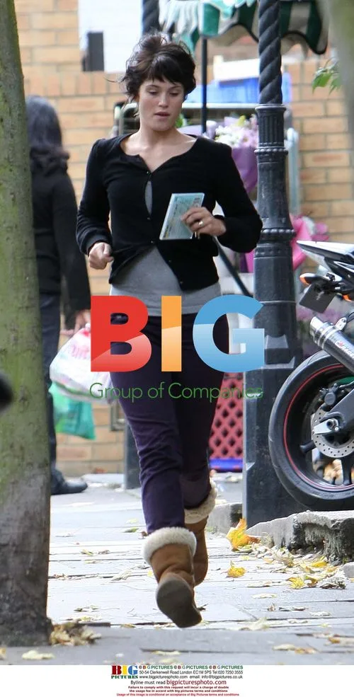 Gemma Arterton shopping