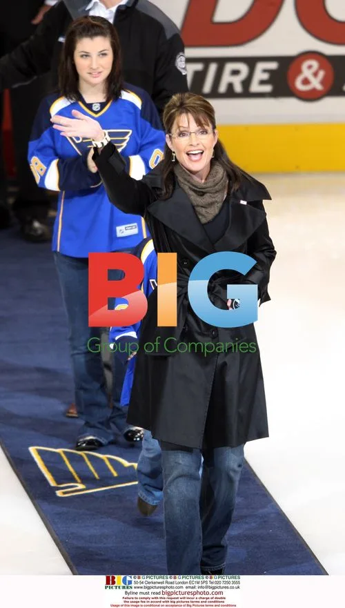 Sarah Palin Drops Puck at NHL Game