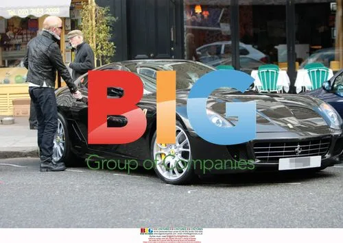 Chris Evans with his Ferrari in London