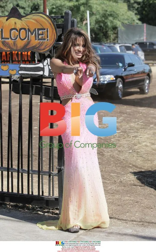 Traci Bingham at Mr. Bones Pumpkin Patch