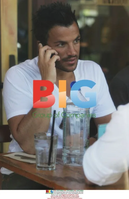 Peter Andre shops with brother in LA