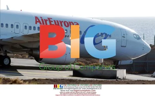 Plane skids off runway in Lanzarote