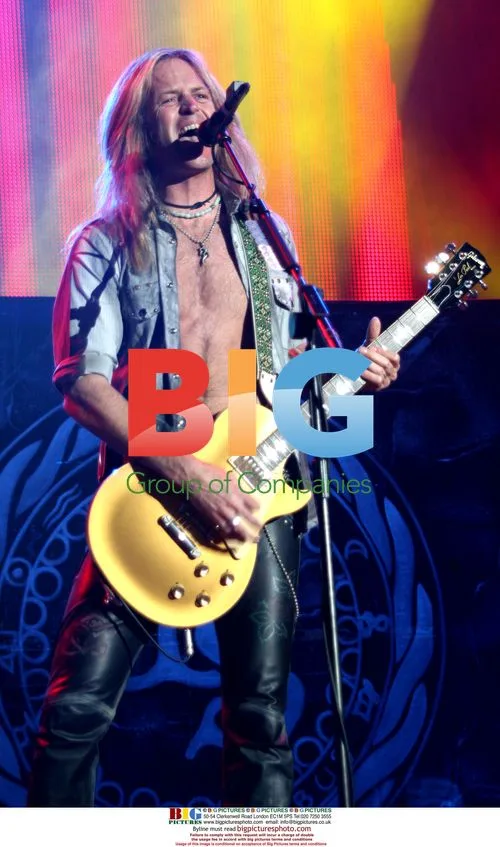 Whitesnake Performs at Manchester Arena